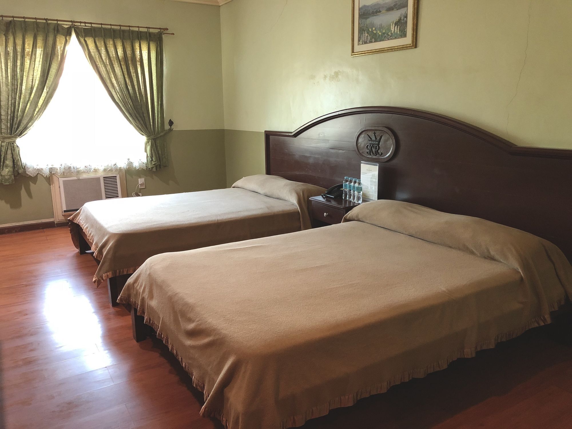 King'S Royale Hotel And Resort Bacolor Buitenkant foto